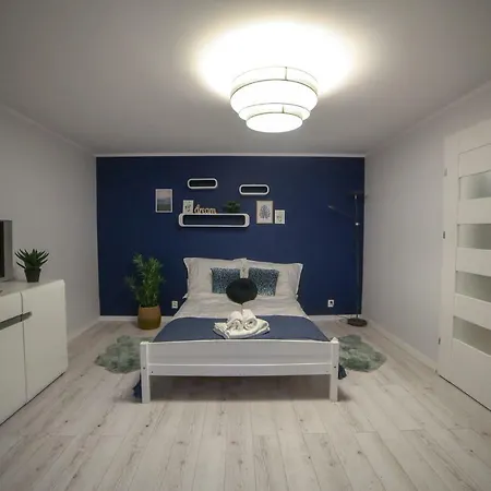 Rooms4less *