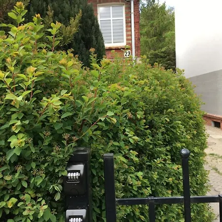 Rooms4less